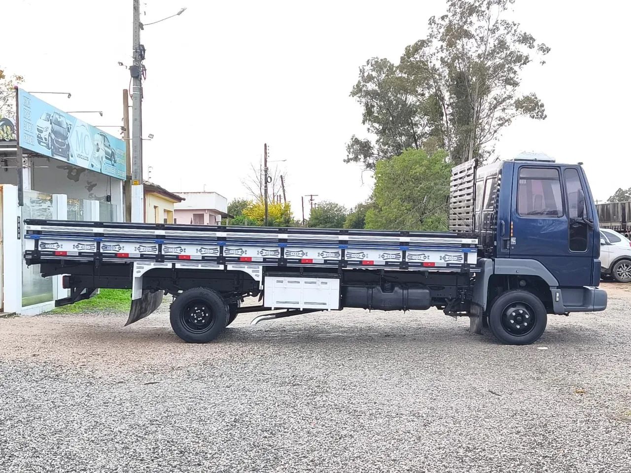 Ford cargo 815S - Foto 4