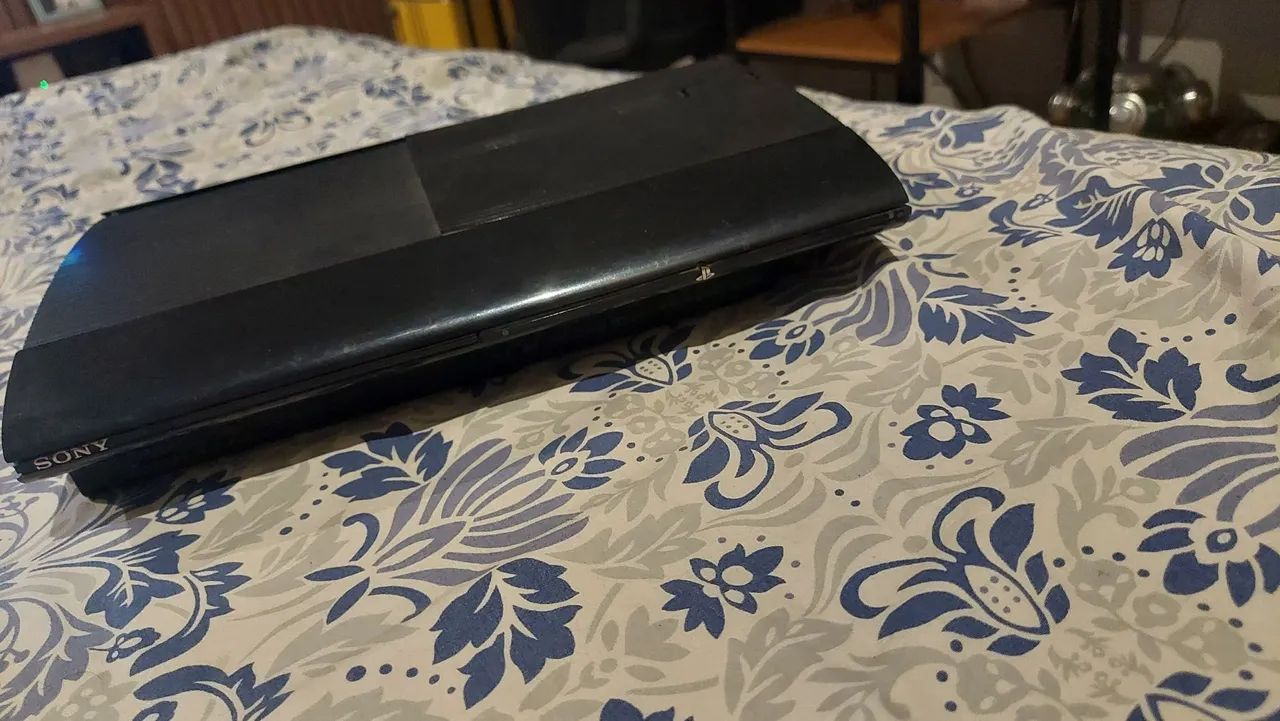 PS3 super slim 250GB.  - Foto 3