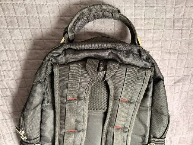 Mochila Executiva Convoy Preta - Robusta e Funcional - Foto 2