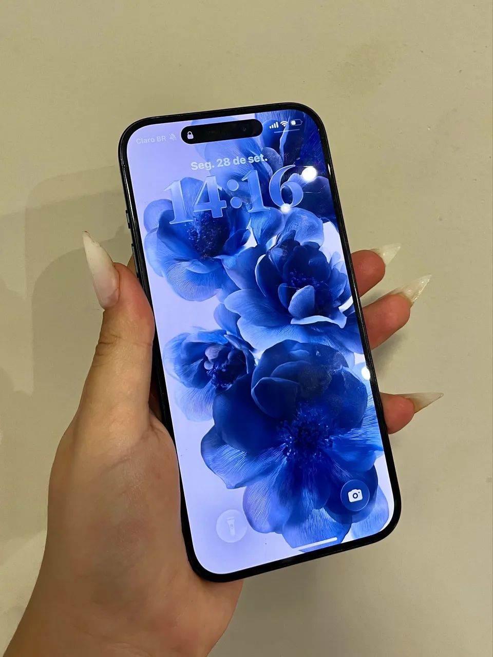 IPHONE 15 PRO 512GB TITÂNIO AZUL // TRASEIRA TRINCADA - Celulares