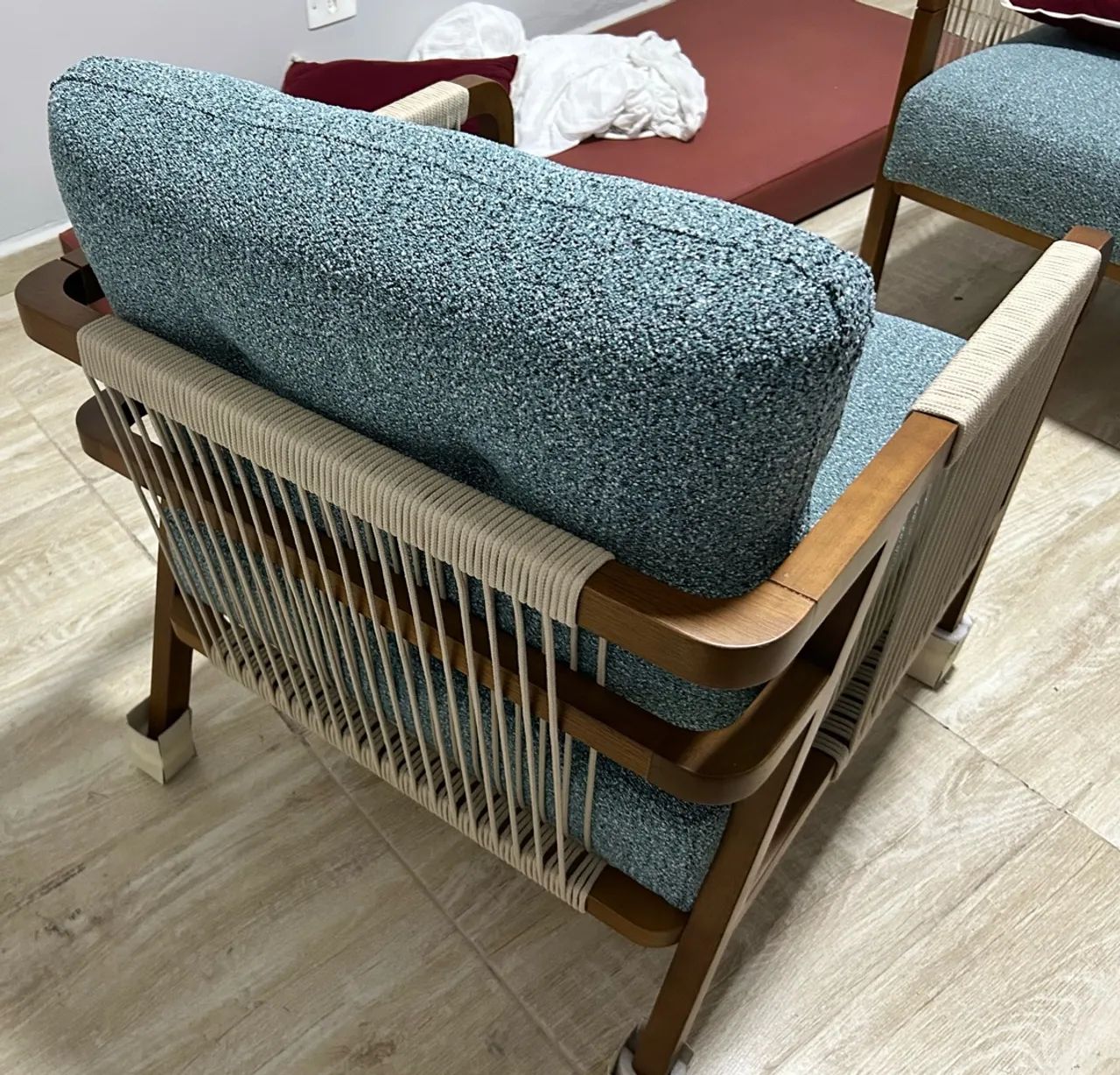 Poltronas novas sem uso e com nota fiscal - Foto 2