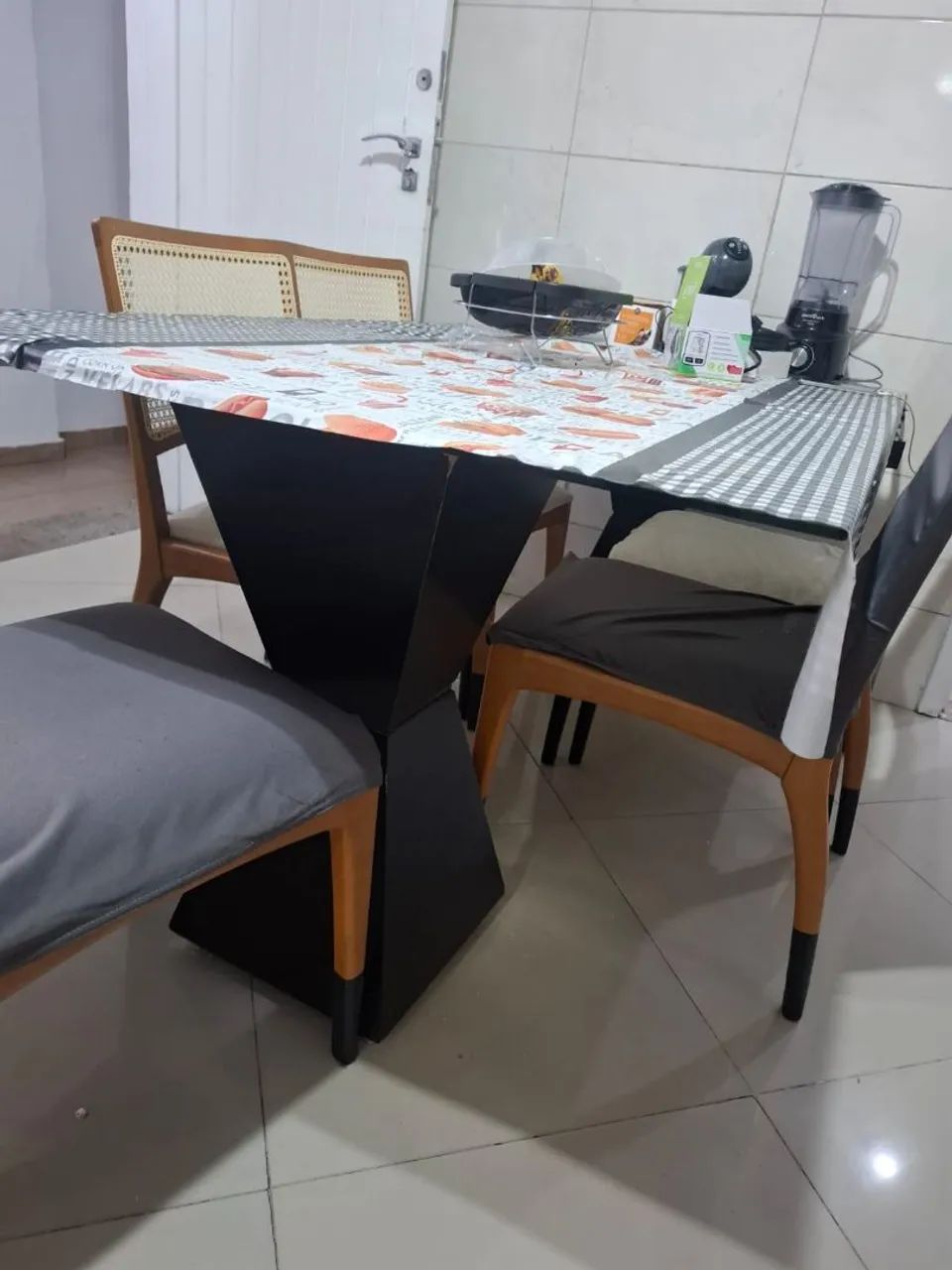 Mesa de jantar 6/8 lugares  - Foto 2