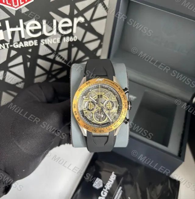 Relógio Tag Heuer Carrera 44mm Várias Cores