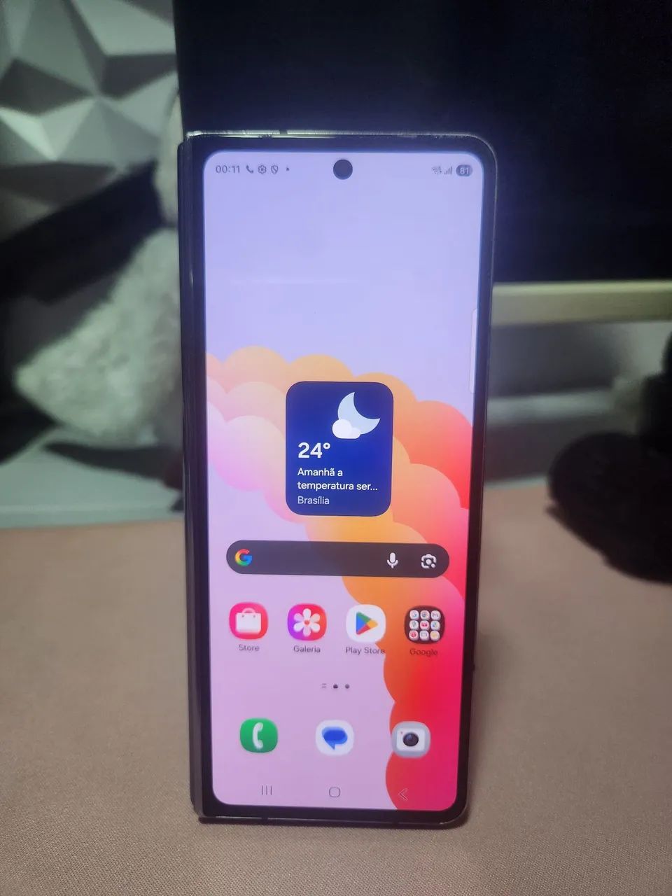 Com Defeito Samsung Galaxy Z Fold 4 512GB 12GB de RAM 5G - Foto 3