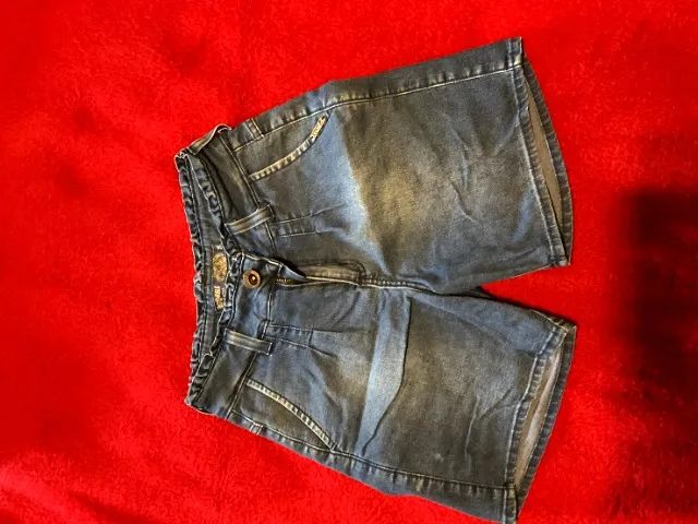 Short jeans