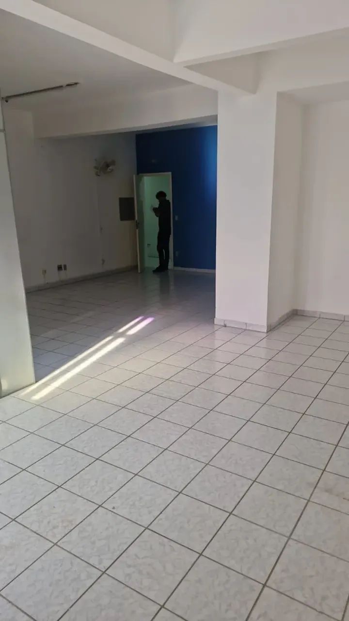 SALA COMERCIAL COM 67M2 - AO LADO DO BAURU SHOPPING - Foto 2