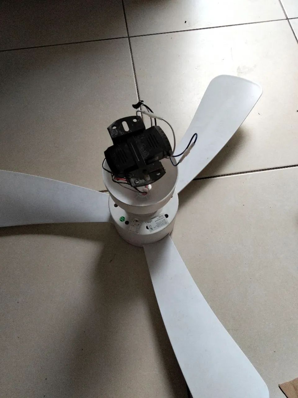 Ventilador de teto com luminária  - Foto 3