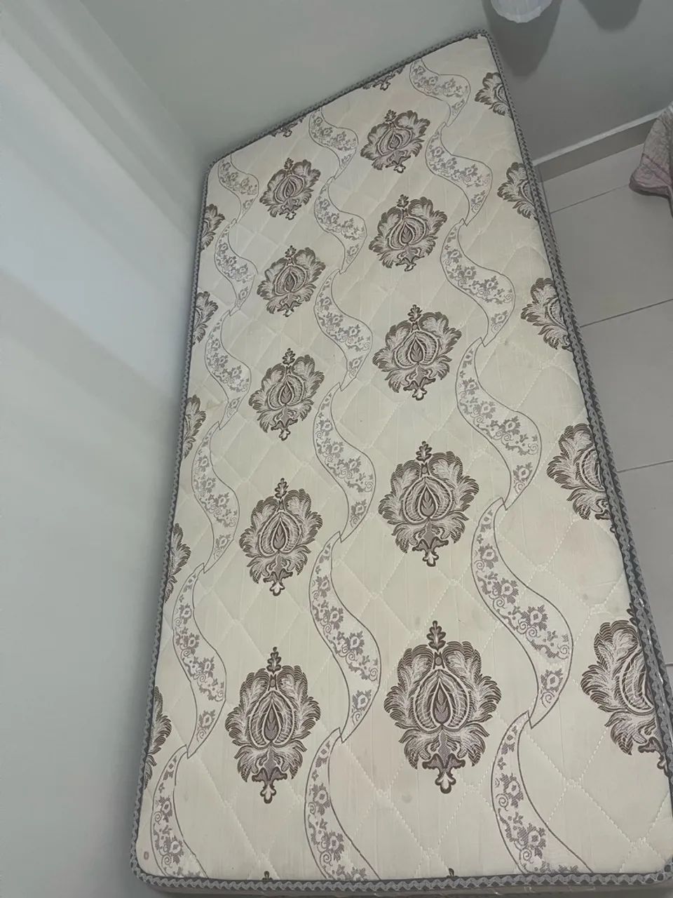 Vendo cama de solteiro Pelmex 