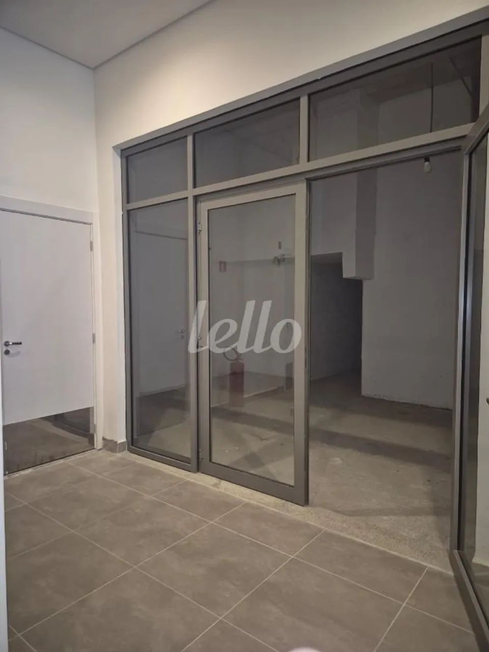 Comercial para alugar no(a) Vila Romana