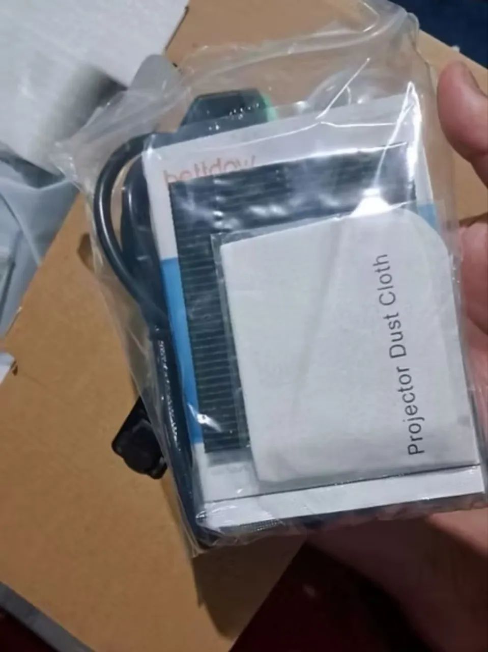 Vendo projetor 4k - Foto 4