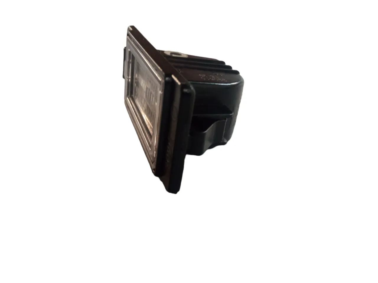 Luz De Placa Tracker Lt 2021  - Foto 2