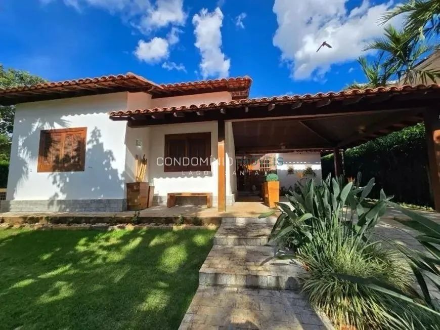 Casa de Alto Padrão à Venda em Lagoa Santa | 4 Quartos, Piscina Aquecida e Mobiliada