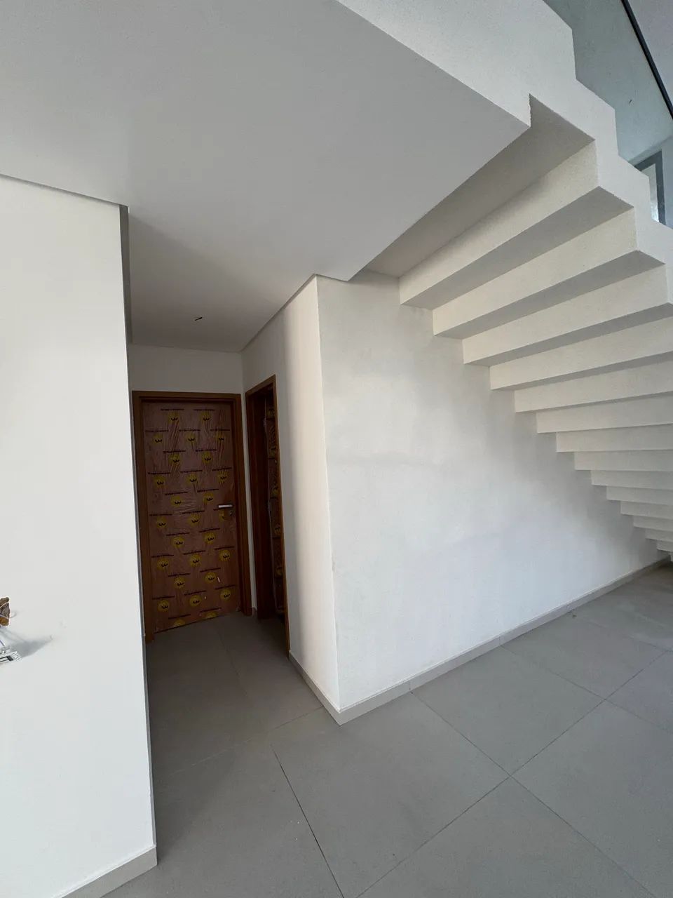 Casa alto padrão recém construída  - Foto 4