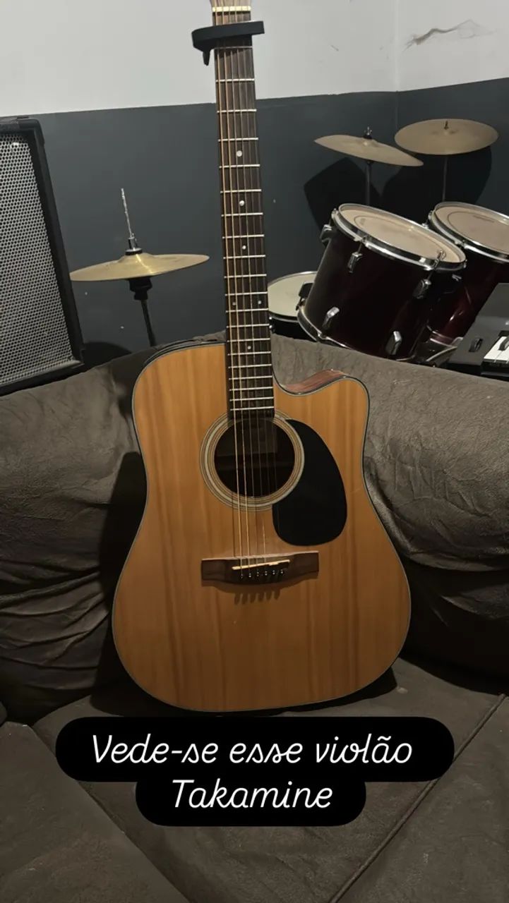 Violão takamine