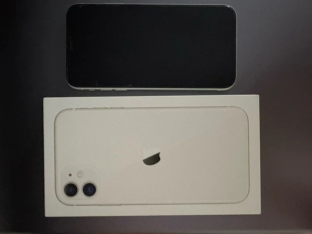 iPhone 11 em perfeito estado 