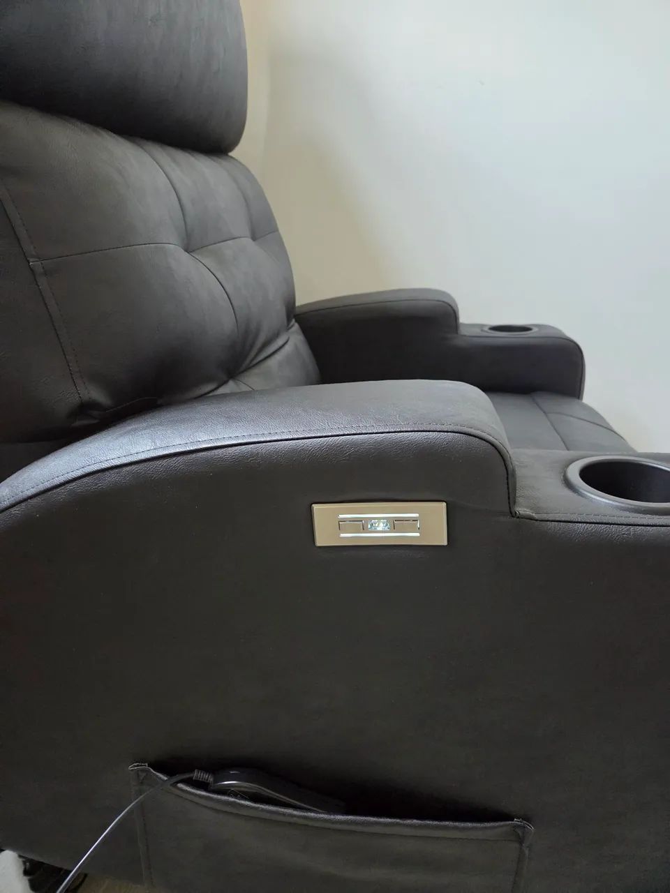 Poltrona Reclinável + Massagem + Motor de Encosto - Foto 2