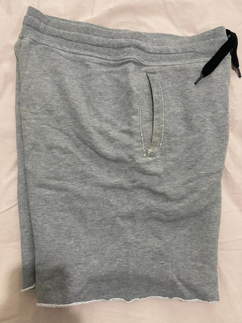 Bermuda Nike moletom cinza (M) - Foto 3