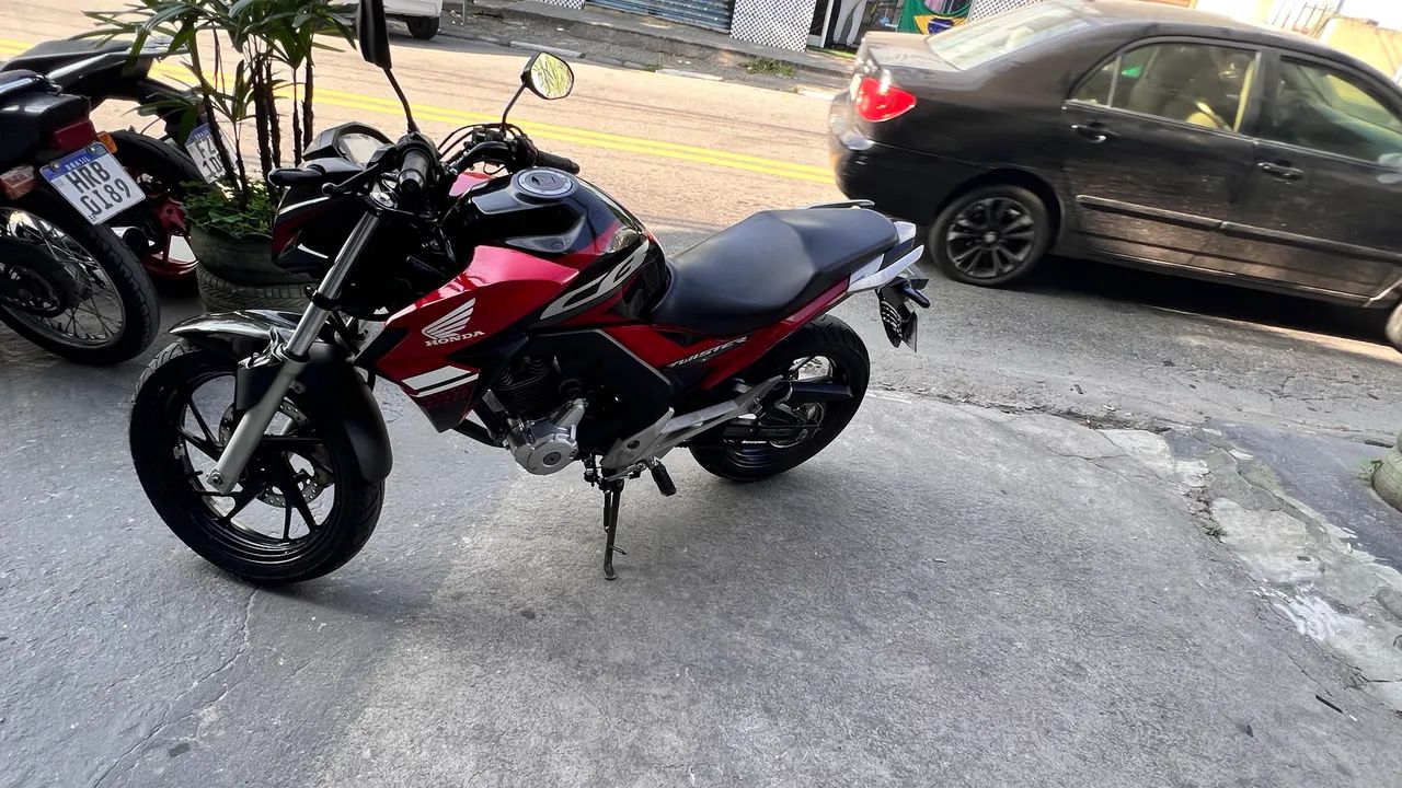 CB TWISTER 250 CBS 2019 - Foto 4