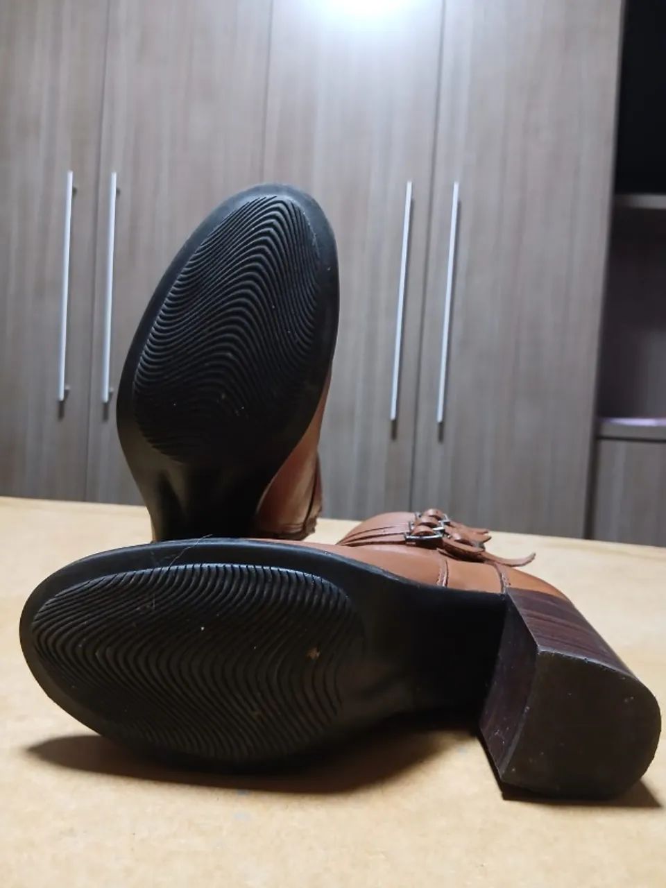 Bota couro marrom feminina 36 - Foto 6