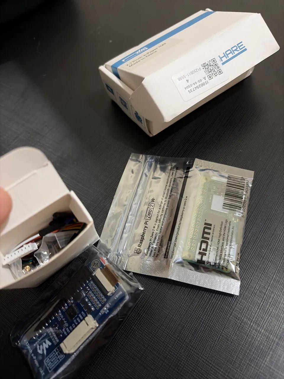Combo Raspberry Pi Zero 2W + Waveshare 2.13 inch e-paper - Foto 2