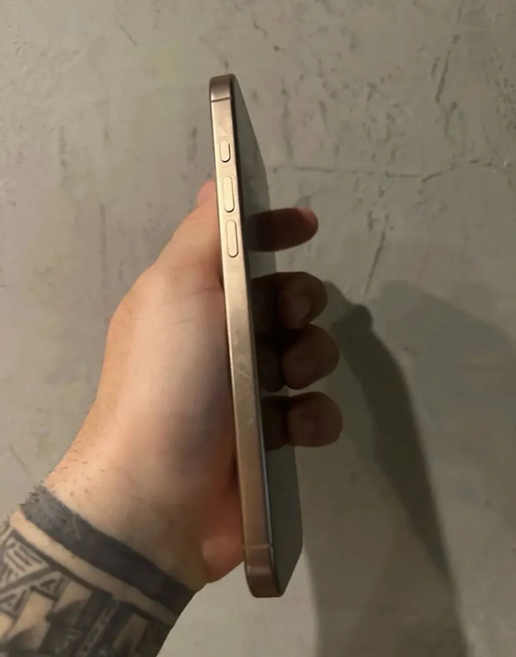 iPhone 16 pro/ dourado 128gb - Foto 3