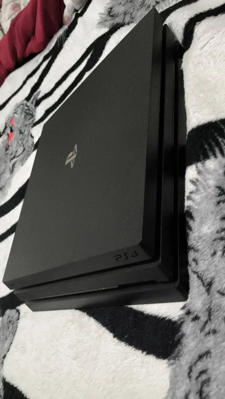 PlayStation 4 PRO 1 TB 