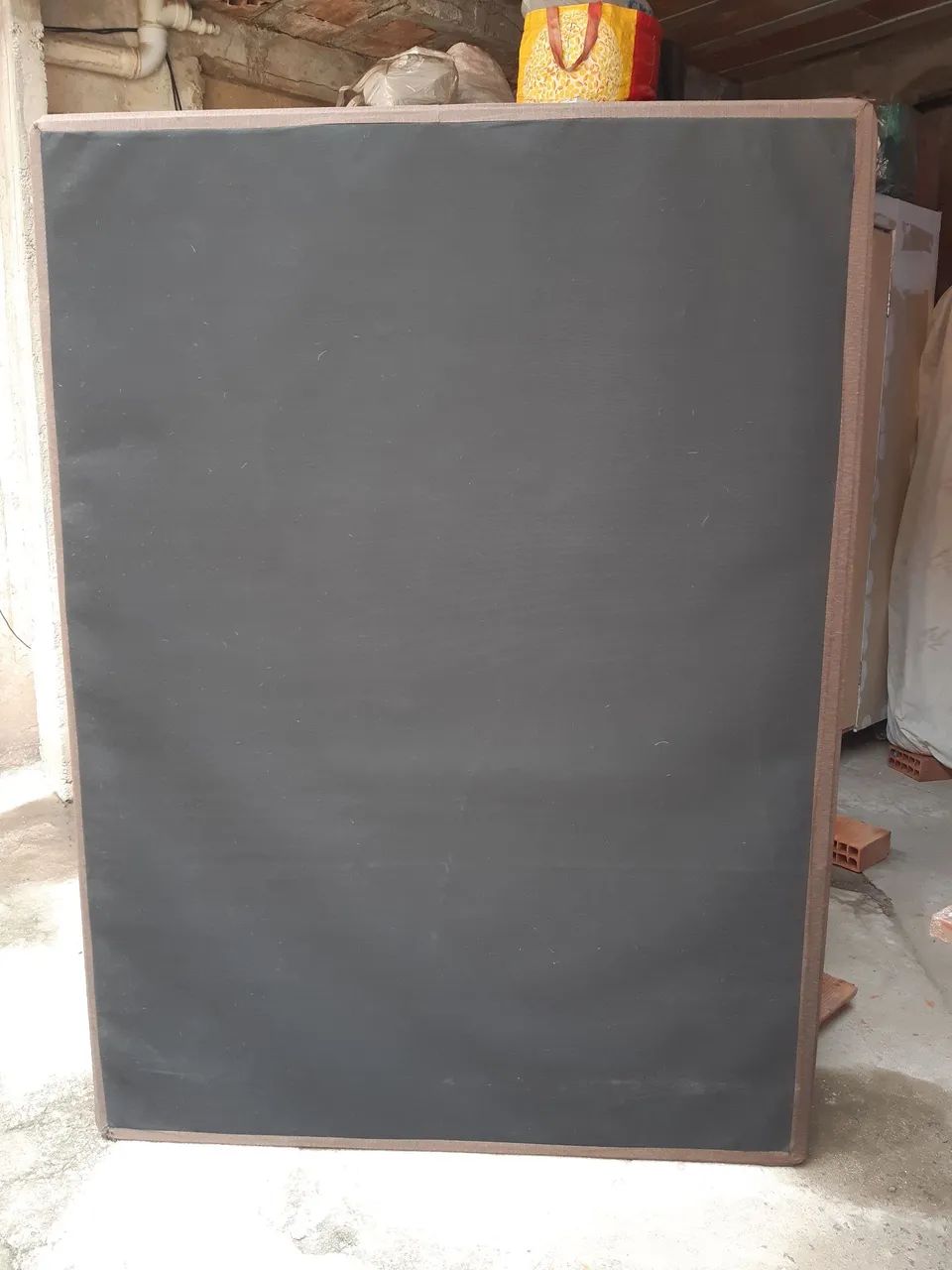 Double mattress with base65171910970498125