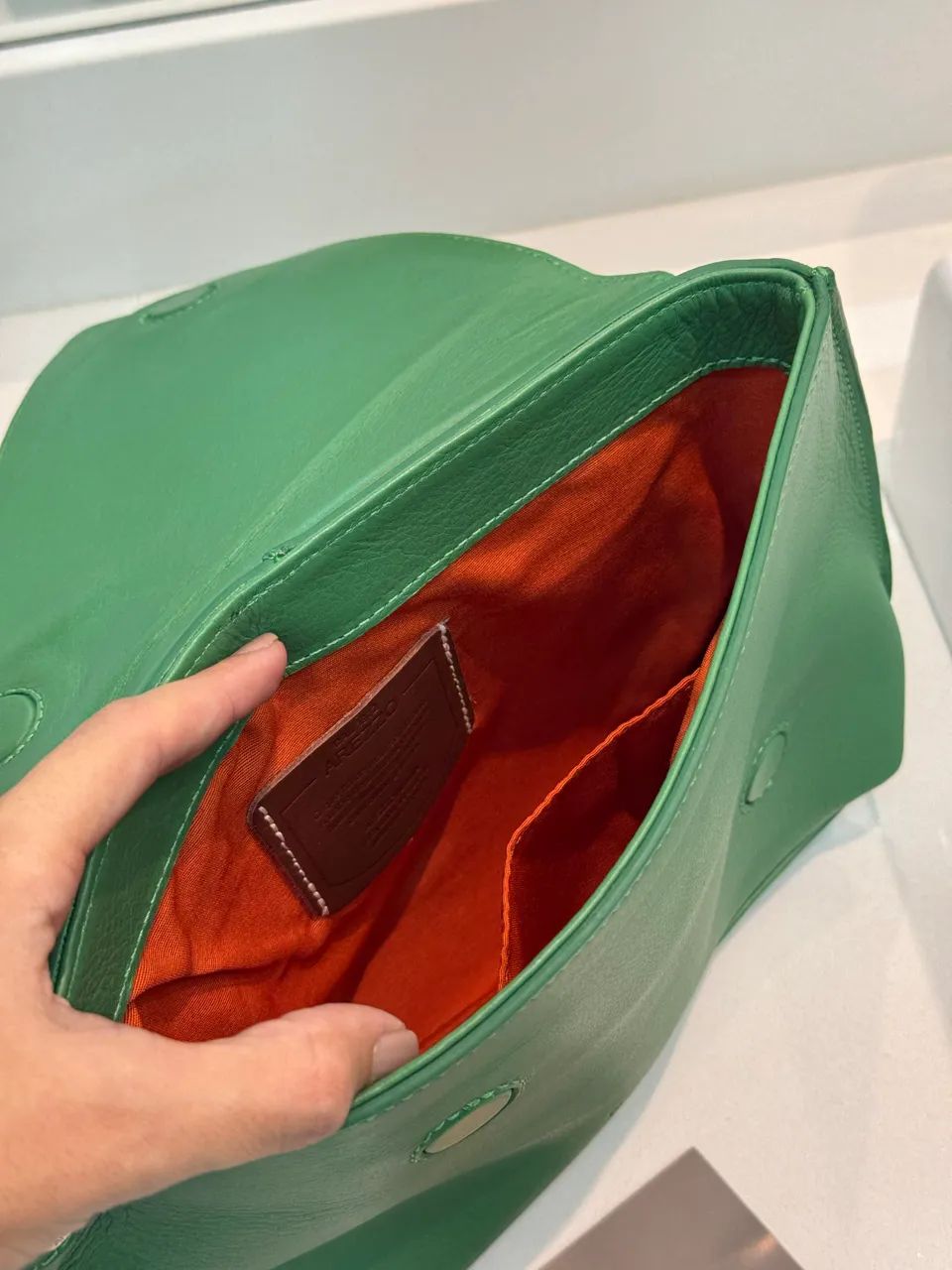 Bolsa Couro Arezzo Verde - Foto 4