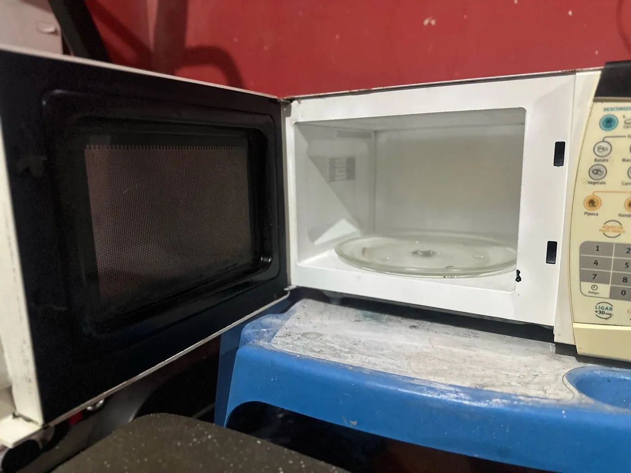 Microondas Electrolux 20 litros - Foto 4