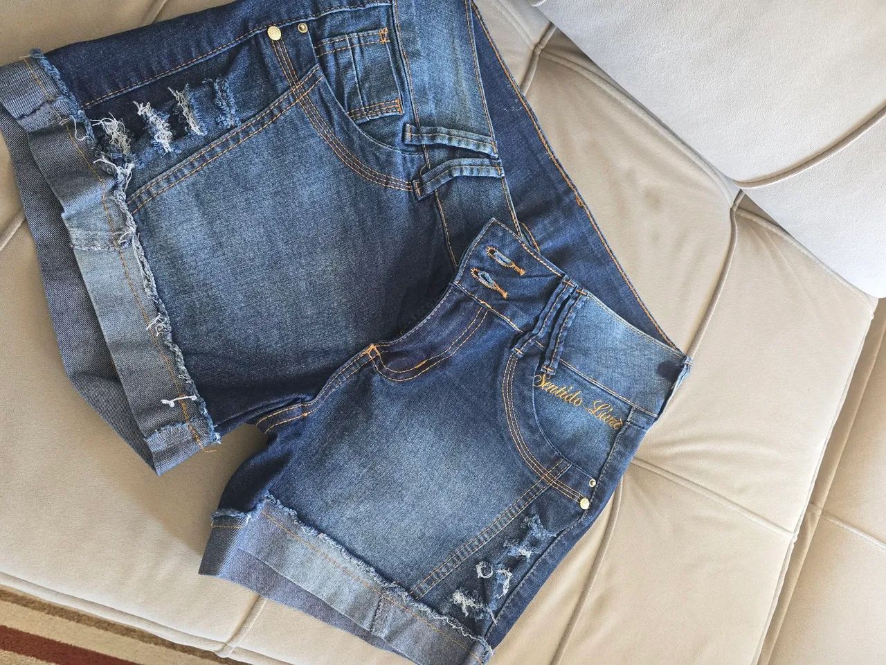 Bermuda Jeans e Blusas