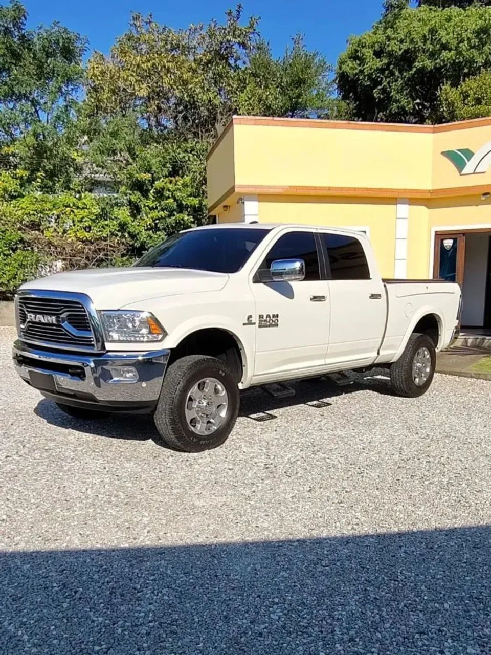 Ram 2500 2500 LARAMIE  6.7 TDI  CD 4x4 Diesel 2018