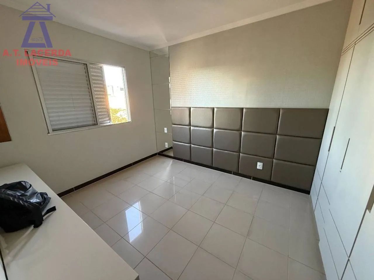 Apartamento com 2 quartos para Alugar - Cândida Câmara - Foto 5