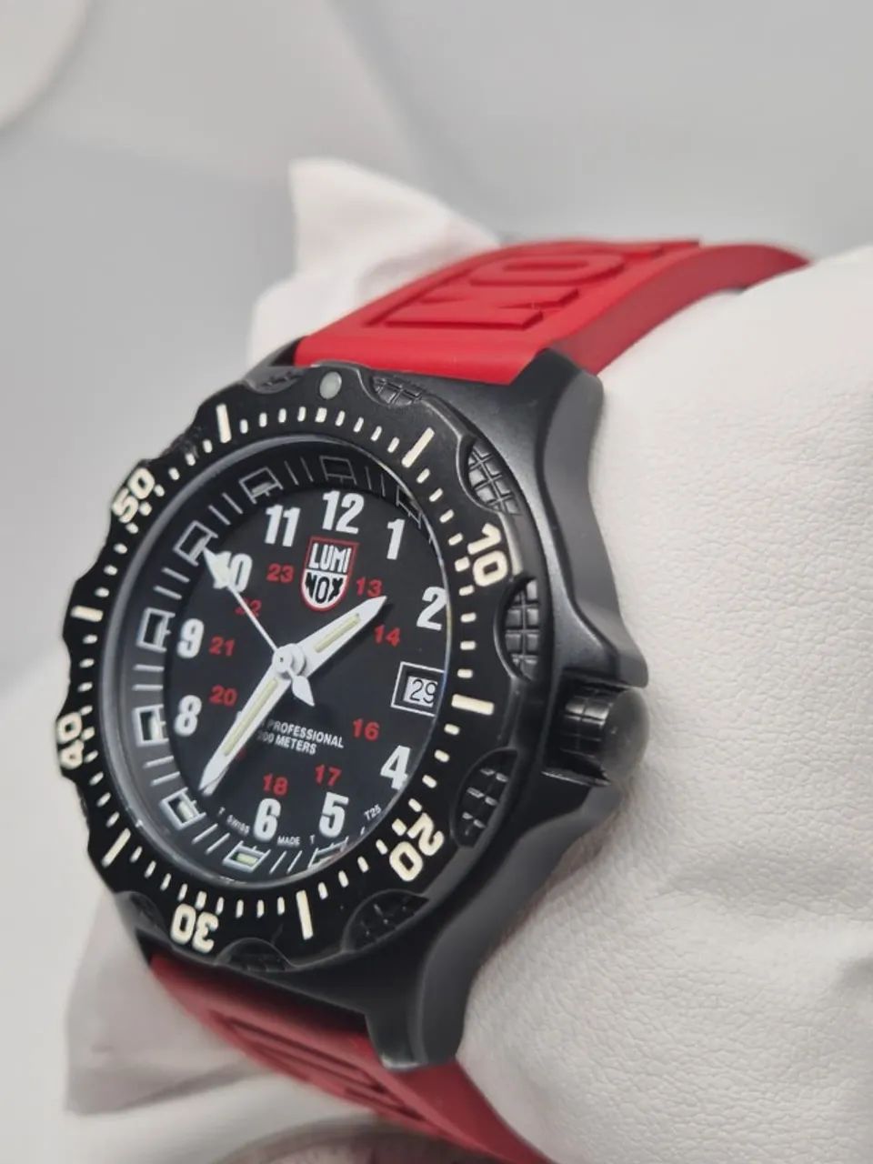 Relógio Luminox Black Ops (8400 Series), case 44mm e pulseira nova original Luminox - Foto 2