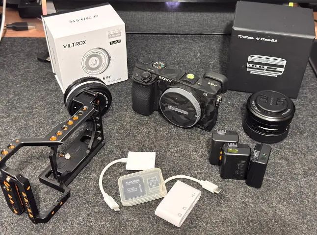 Sony Alpha a6000 + Kit Completo
