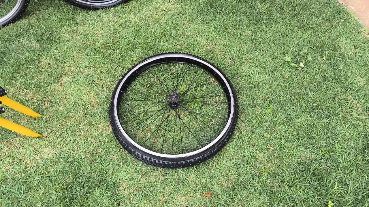 Bicicleta Usada- LEIA O ANÚNCIO  - Foto 2
