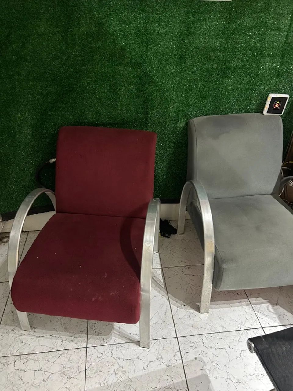 Duas poltronas 