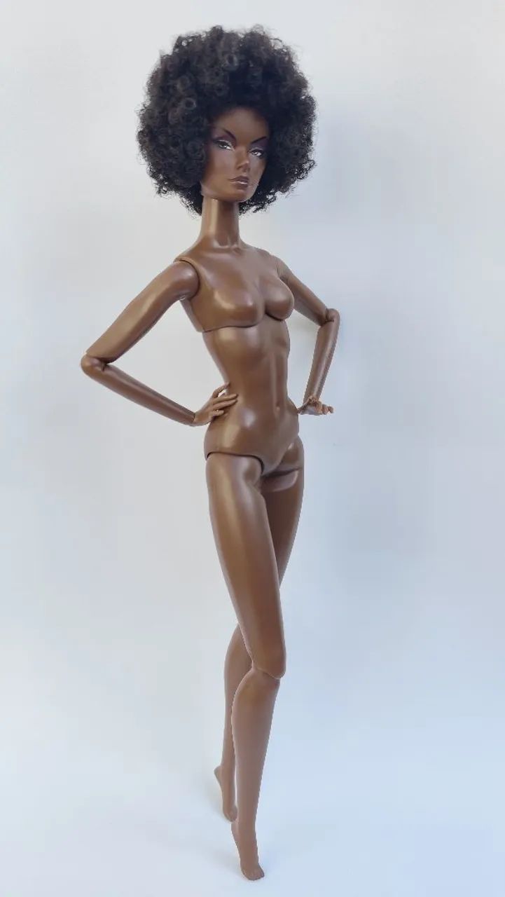 Boneca Negra Supermodelo - Foto 2