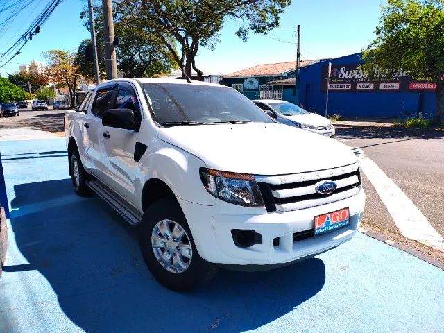 Ford Ranger XLS 2.5 16V 4X2 CD Flex 2014 - Foto 2