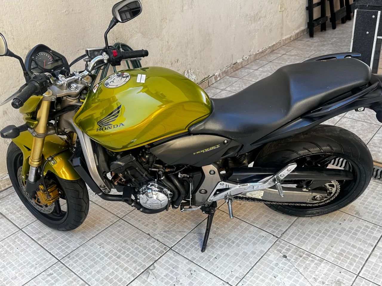 Vende se hornet 2009 zerada - Foto 2