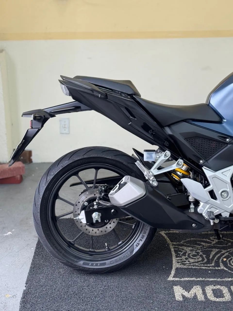 Cb Twister 300f ABS  - Foto 5