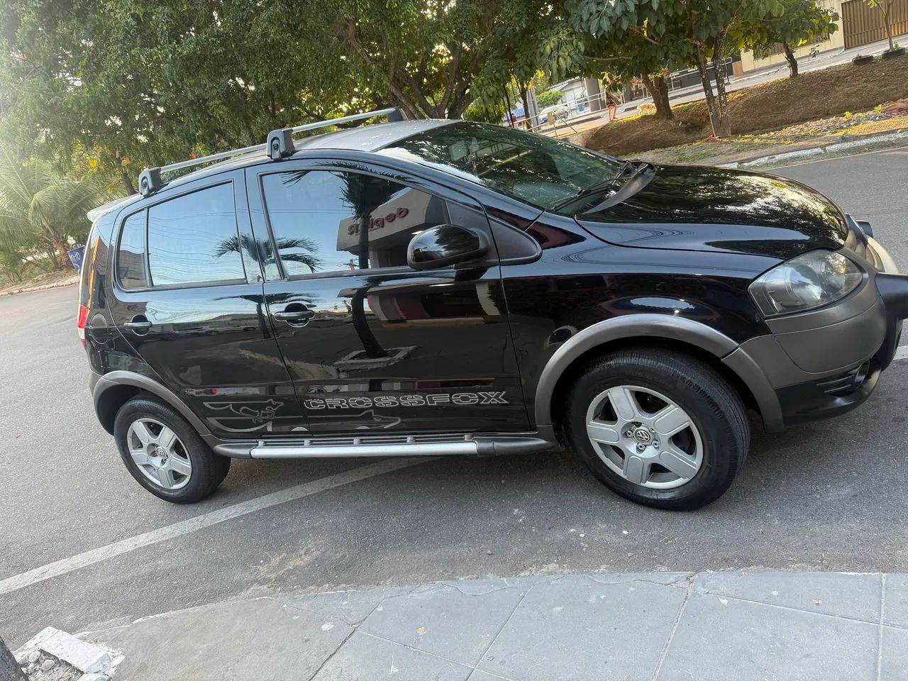 Volkswagen Crossfox CROSSFOX 1.6 Mi Total Flex 8V 5p 2010