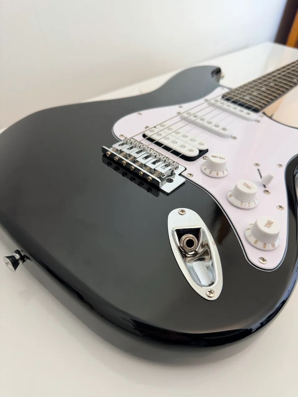 Guitarra Gianini e acessórios 