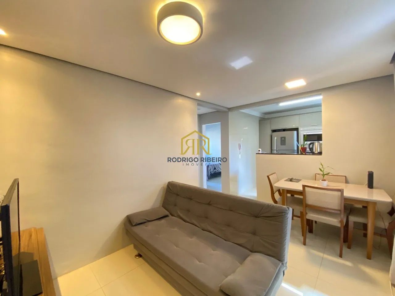 APTO COM 02 DORm. COM ÁREA DE LAZER - ROÇADO