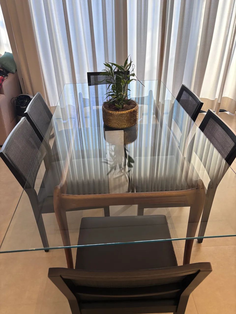 Mesa de jantar com 6 cadeiras - Foto 2