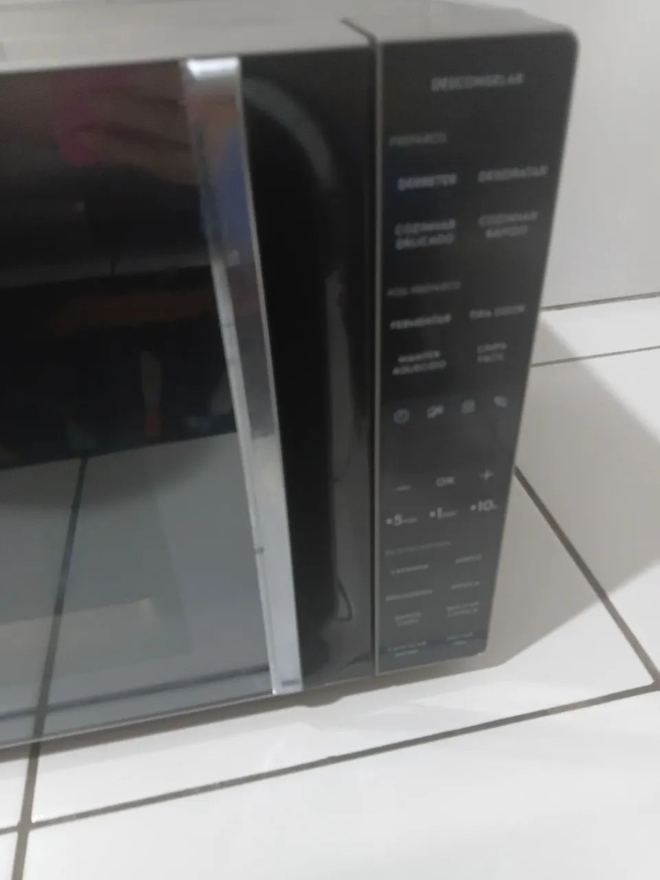 Microonds electrolux 36L , inox, impecável! - Foto 3