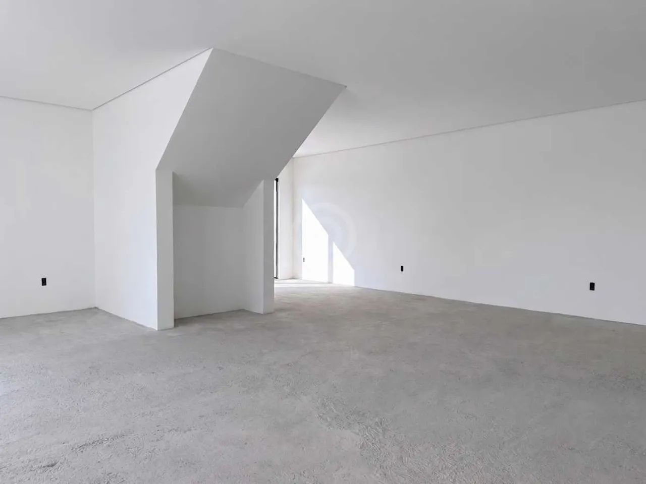 Ponto comercial : / Comercial / Jardim São Marcos