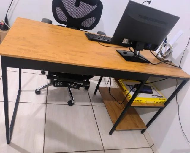 mesa de estudo462815283486412802