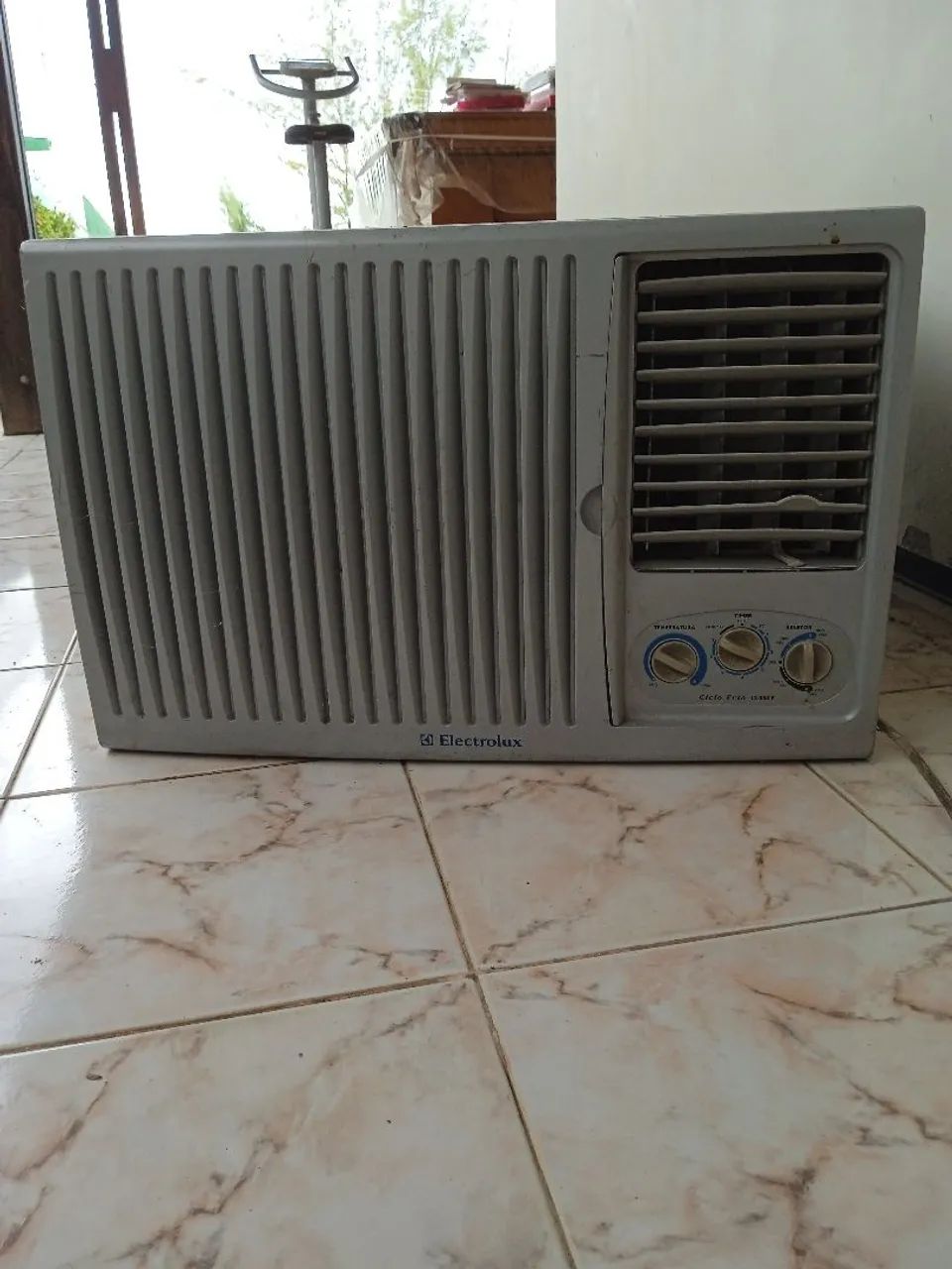 AR CONDICIONADO ELECTROLUX - CRAJUBAR