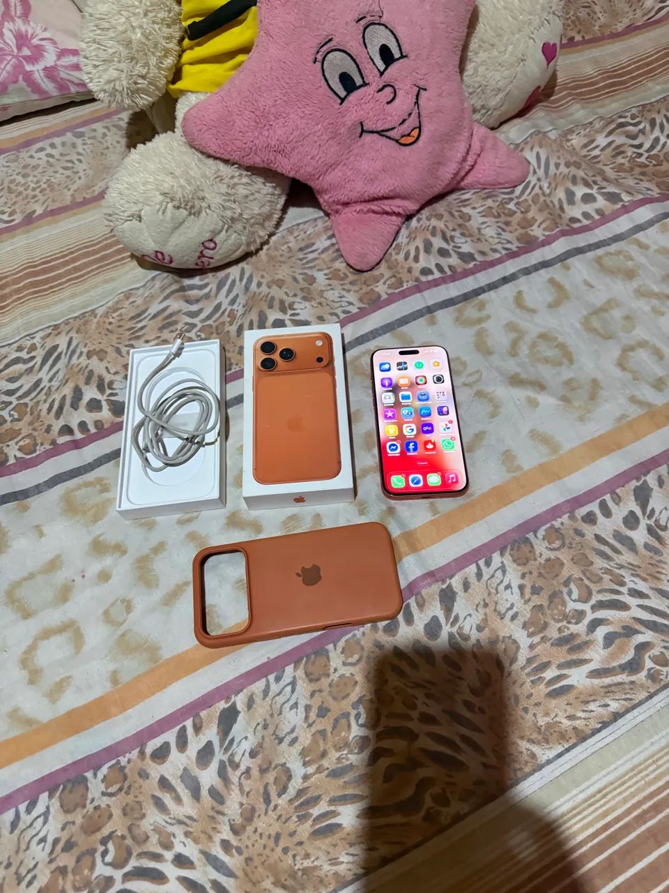 iPhone 17 Pro Max Laranja  - Foto 2
