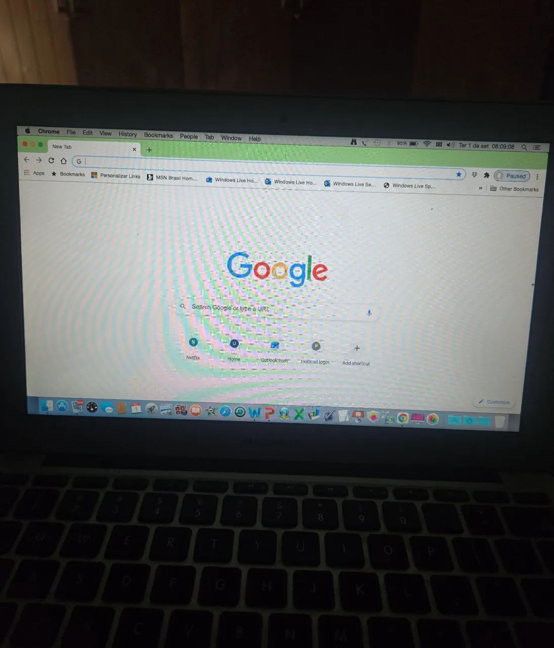 MacBook Air em Alumínio,bateria em condições boas,2010 11 polegadas na caixa . Único dono. - Foto 2
